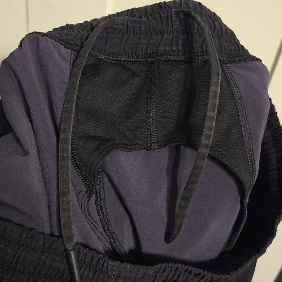 Lululemon Pace Breaker Short Mens Large Black Linerless Running LM7ABOS Athletic - Picture 9 of 9